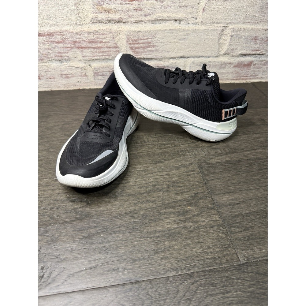 Sorel Women's Explorer Blitz Leisure Lace Shoes size 6 Tennis Shoes
